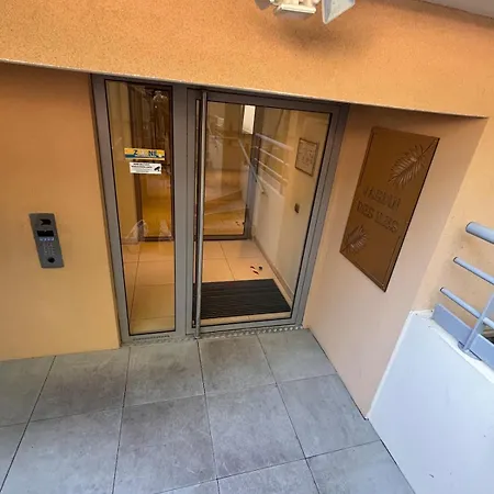Spacious&quiet, Air Conditioning, Parking, High Floor * Antibes