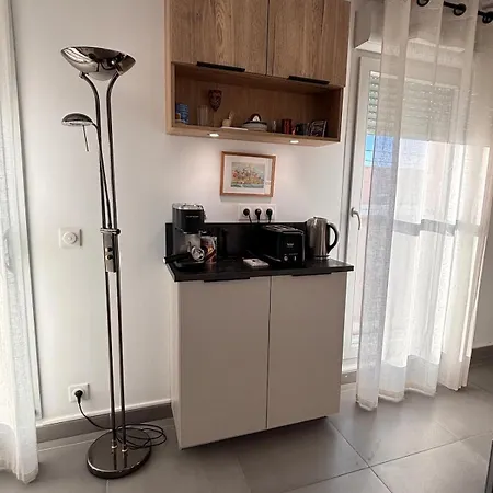 Spacious&quiet, Air Conditioning, Parking, High Floor Apartamento